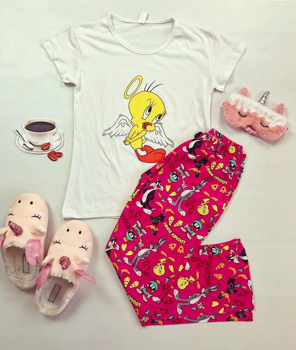 Pijama dama ieftina din bumbac cu tricou alb si pantaloni roz cu imprimeu Tweety Angel